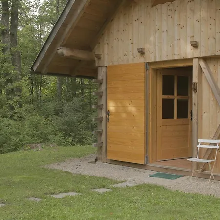 Holiday House Macesen Bledcottage Alpesi faház *